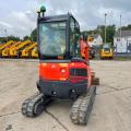 Kubota U27-4