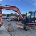 Kubota KX080