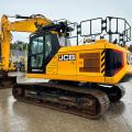JCB 220X