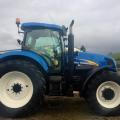 New Holland T7030