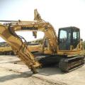 Komatsu PC130-8