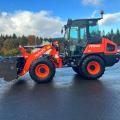 Kubota R090 Shovel