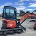 Kubota U27-4