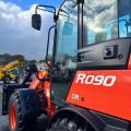 Kubota R090 Shovel
