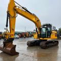 JCB 220X
