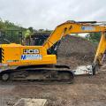 JCB 220X L