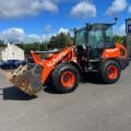 Kubota R090 Bucket / Forks / AC