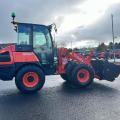 Kubota R090 Shovel