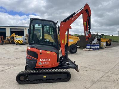 Kubota U27-4