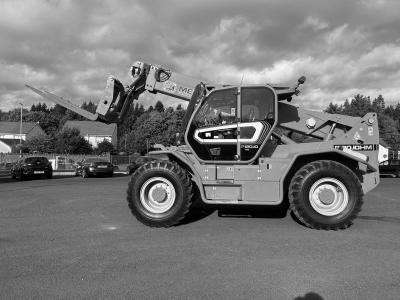 Merlo P120.10 ( 12 Ton Lift )