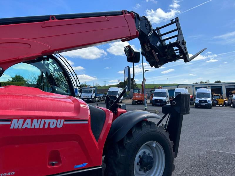 Manitou MT1440 Joystick / AC