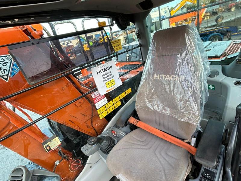Hitachi ZX130 LGP Bog Master