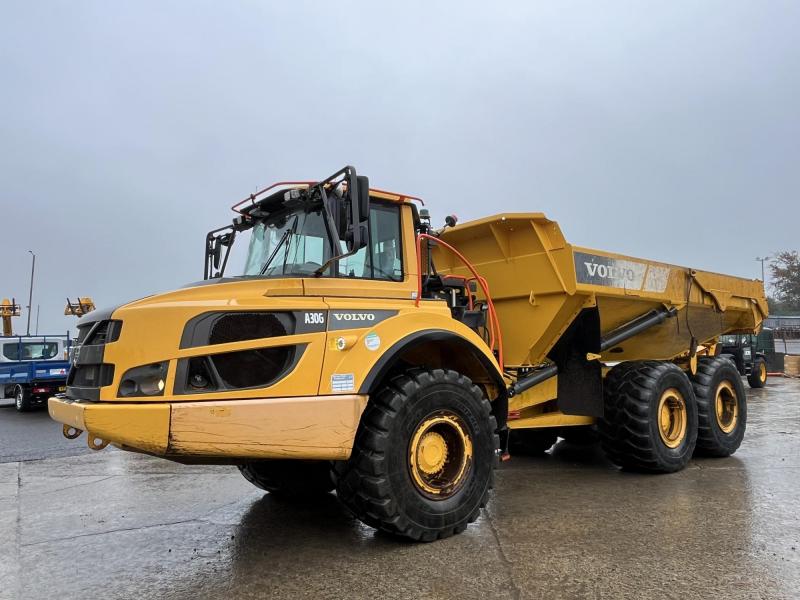 Volvo A30G ( Tail Door )