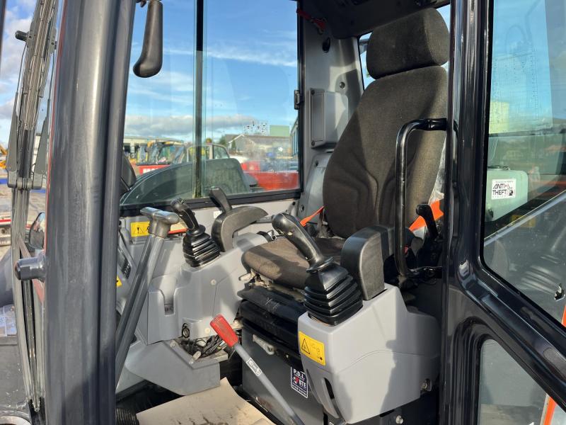 Kubota KX080-4