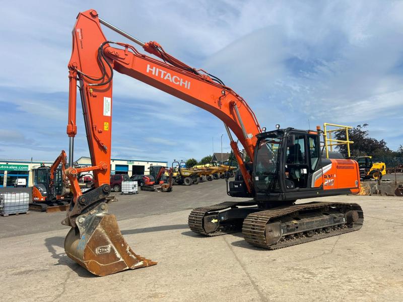 Hitachi ZX210 LC-7