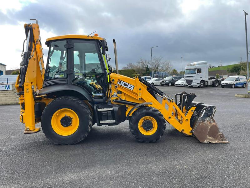 JCB 3CX Air Con / 68kW