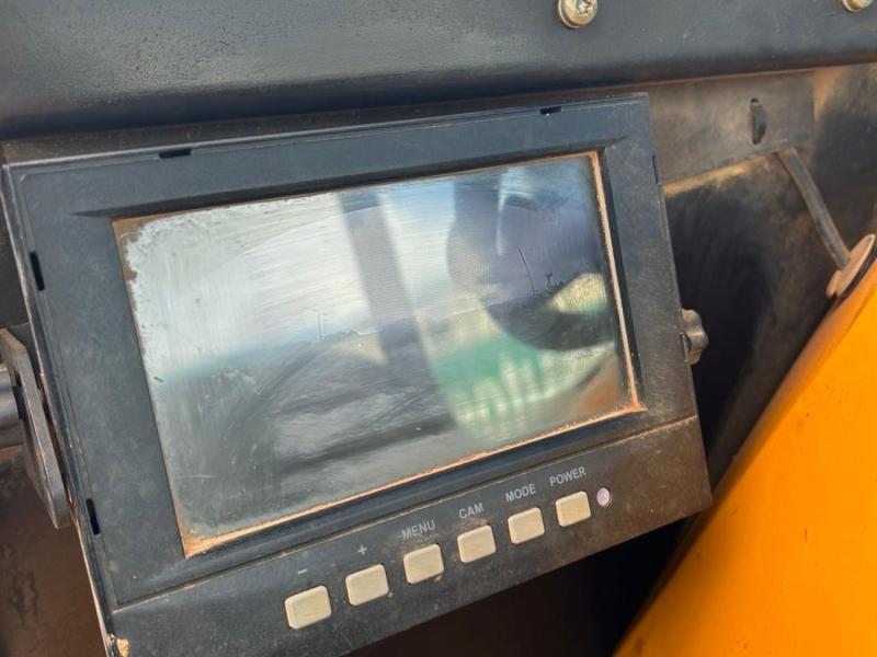 Thwaites 9 Tonne Cabbed Air Con