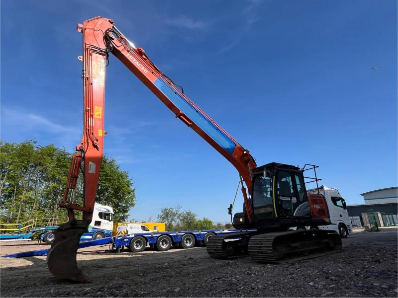 Hitachi ZX130 LR Long Reach