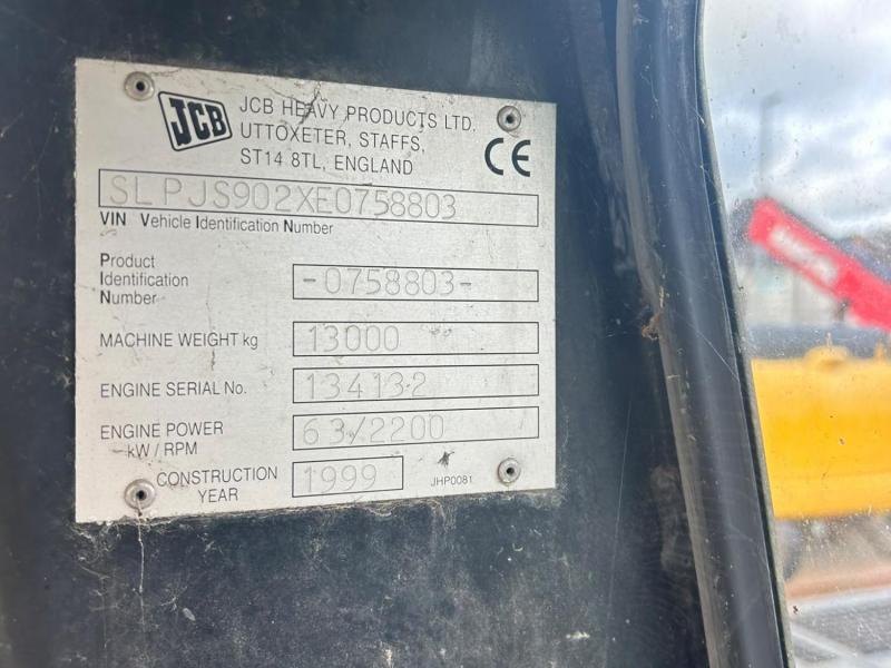JCB JS130