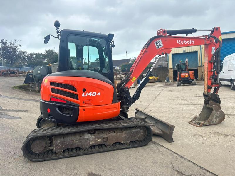 Kubota U48-4