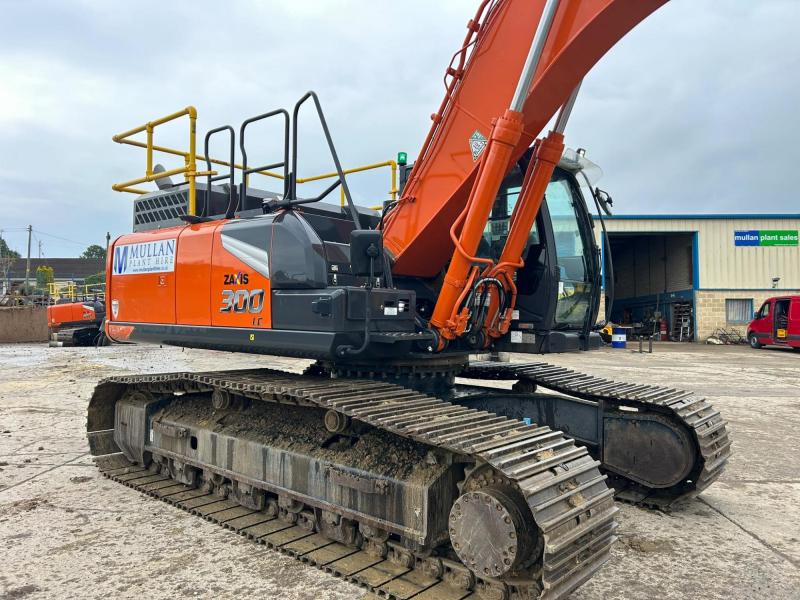 Hitachi ZX300 LC-7