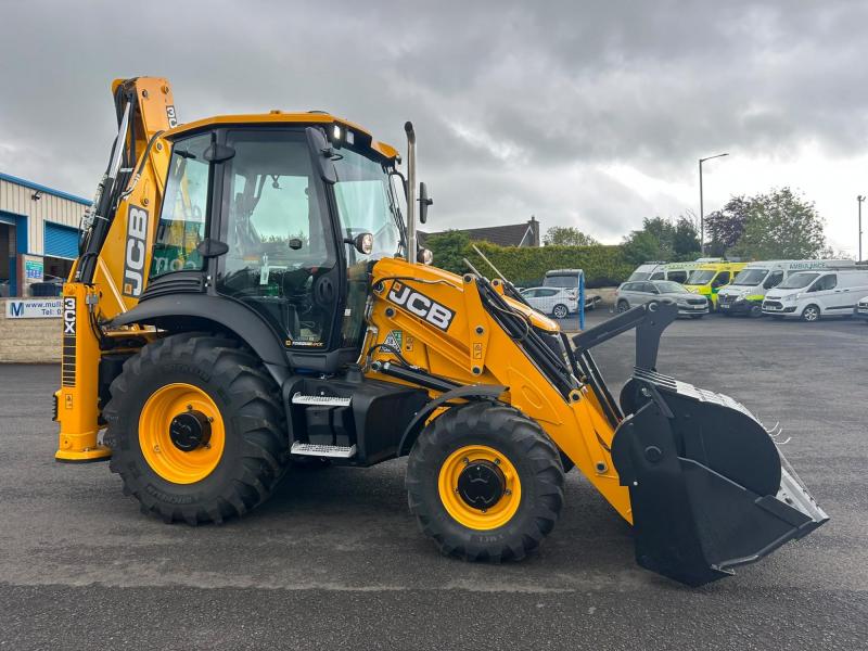JCB 3CX Easy Control / Big Engine / AC