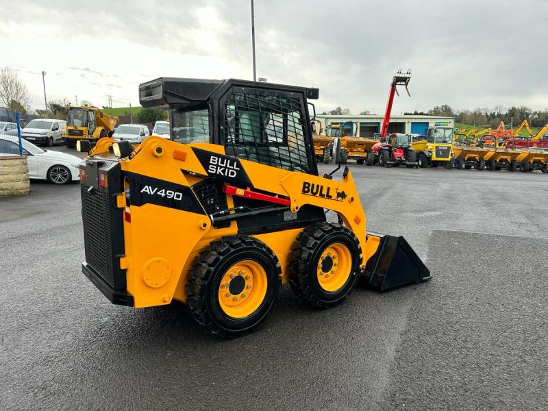 Bull AV490
