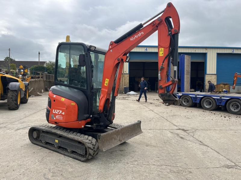 Kubota U27-4