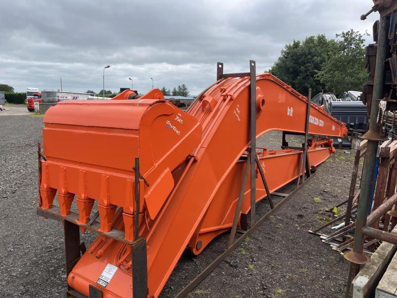 Hitachi ZX210 50Ft Long Reach
