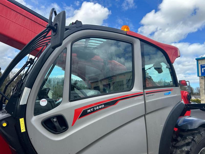 Manitou MT1440 Joystick / AC