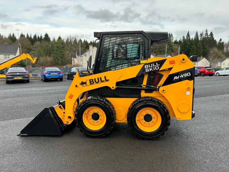 Bull AV490