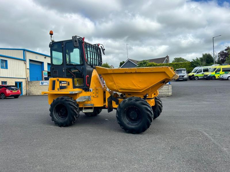 Thwaites 6 Tonne Swivel Cabbed
