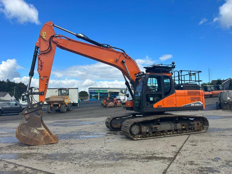 Doosan DX210 LC-7 ( New Model )