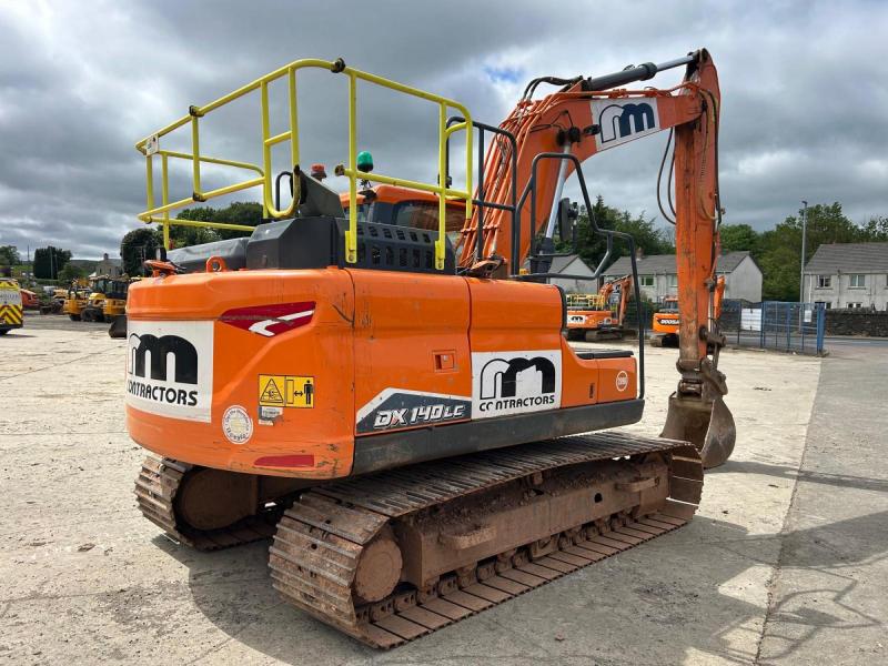 Doosan DX140 LC-7 ( New Model )