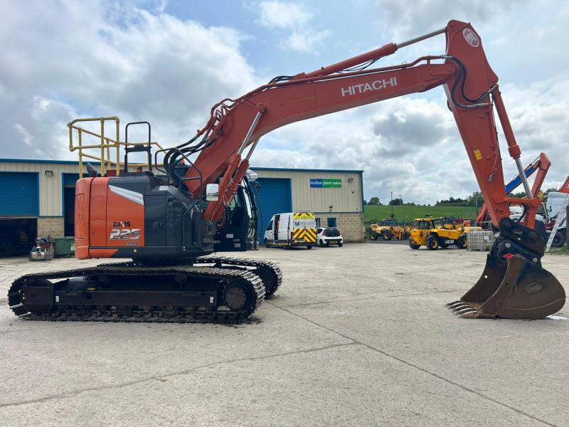 Hitachi ZX225 USLC-7