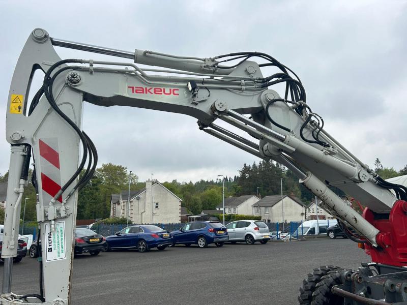Takeuchi TB295W 3 Piece Boom