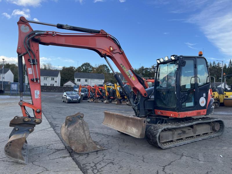 Kubota KX080
