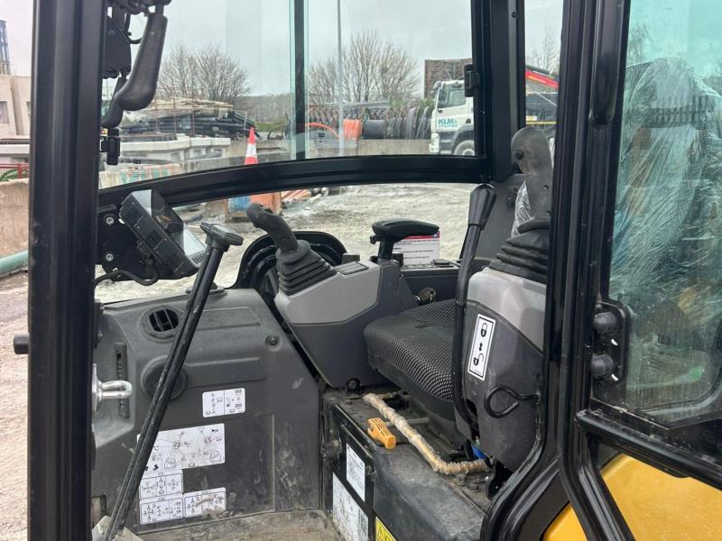 Cat 301.6