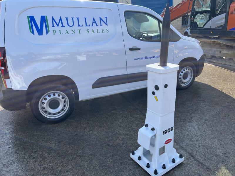Komac KB300SN ( 5 Tonne )
