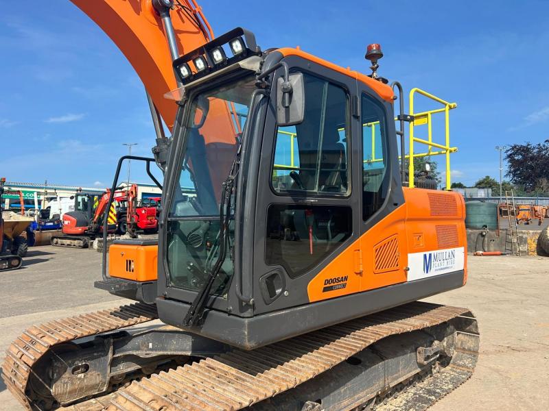 Doosan DX140 LC-7 ( New Model )