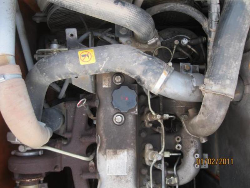 Hitachi ZX135US