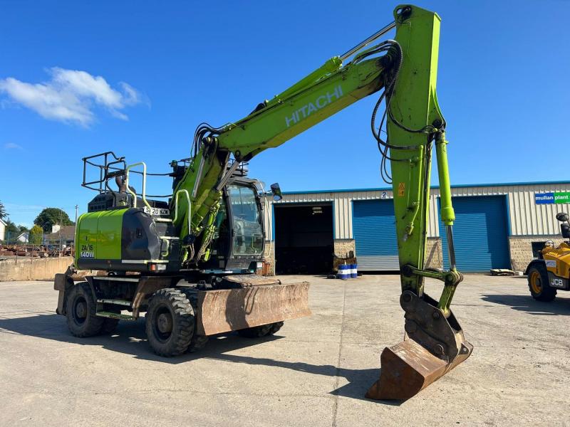 Hitachi ZX145W Blade & Stabilisers