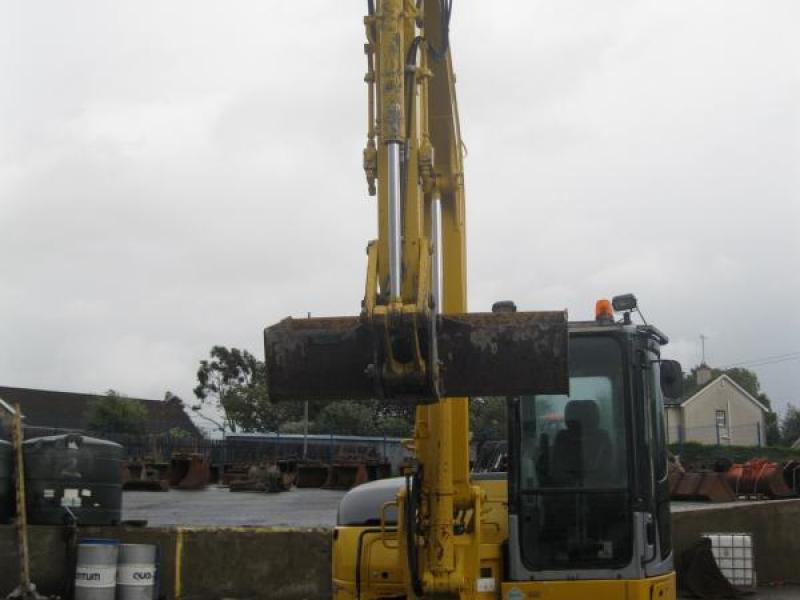 Komatsu PC78MR-6