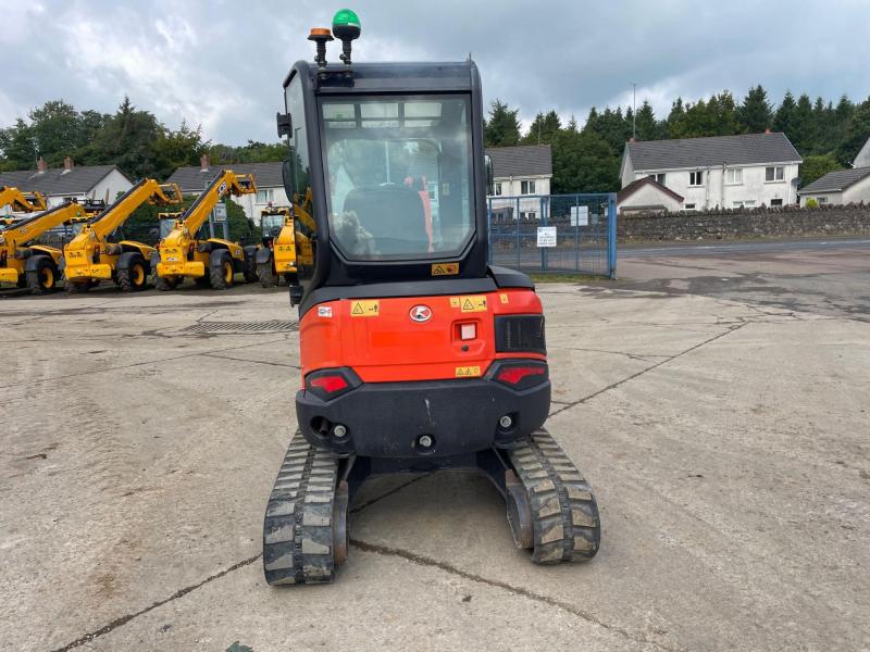 Kubota U27-4