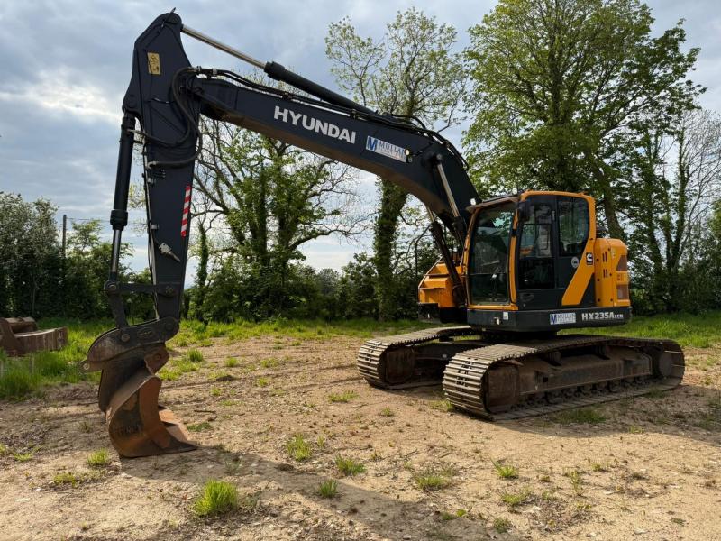 Hyundai HX235A LCR