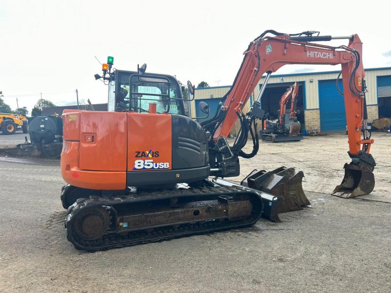 Hitachi ZX85 USBR-6