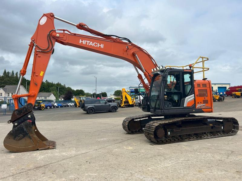 Hitachi ZX225 USLC-7