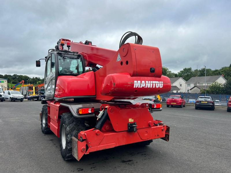 Manitou MRT2550 Roto c/w Basket