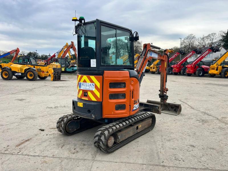 Hitachi ZX26U