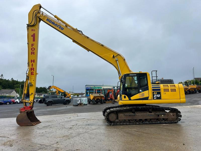 Komatsu PC210LC-11 Long Reach